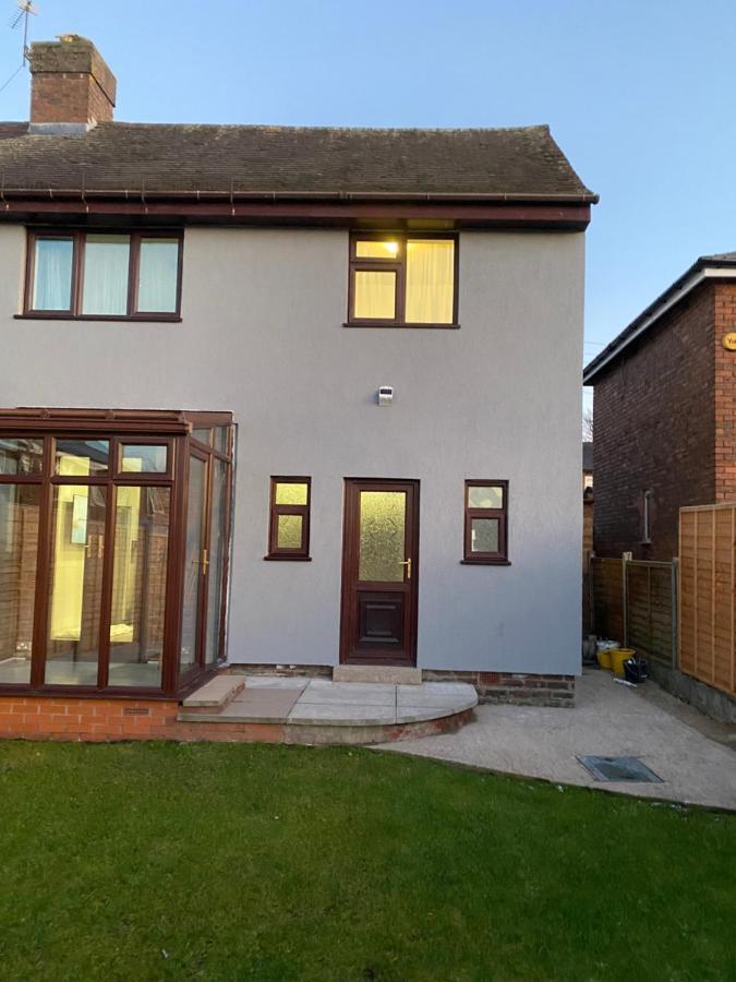 Bloxwich Hollemeadowヴィラ エクステリア 写真